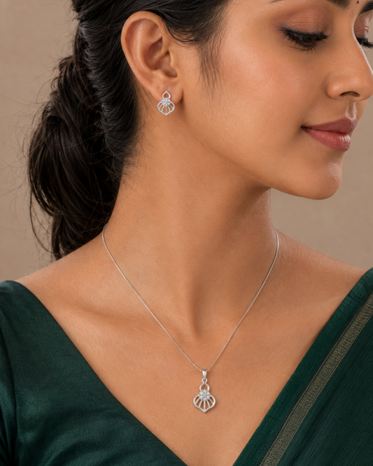 Teardrop Halo Silver Finish AD Pendant Set