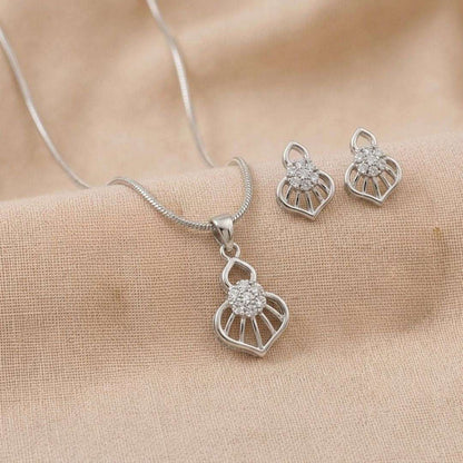 Teardrop Halo Silver Finish AD Pendant Set