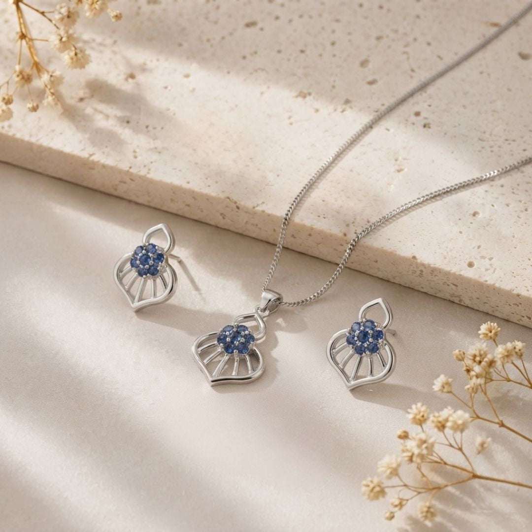 Blue Bloom Silver Finish AD Pendant Set