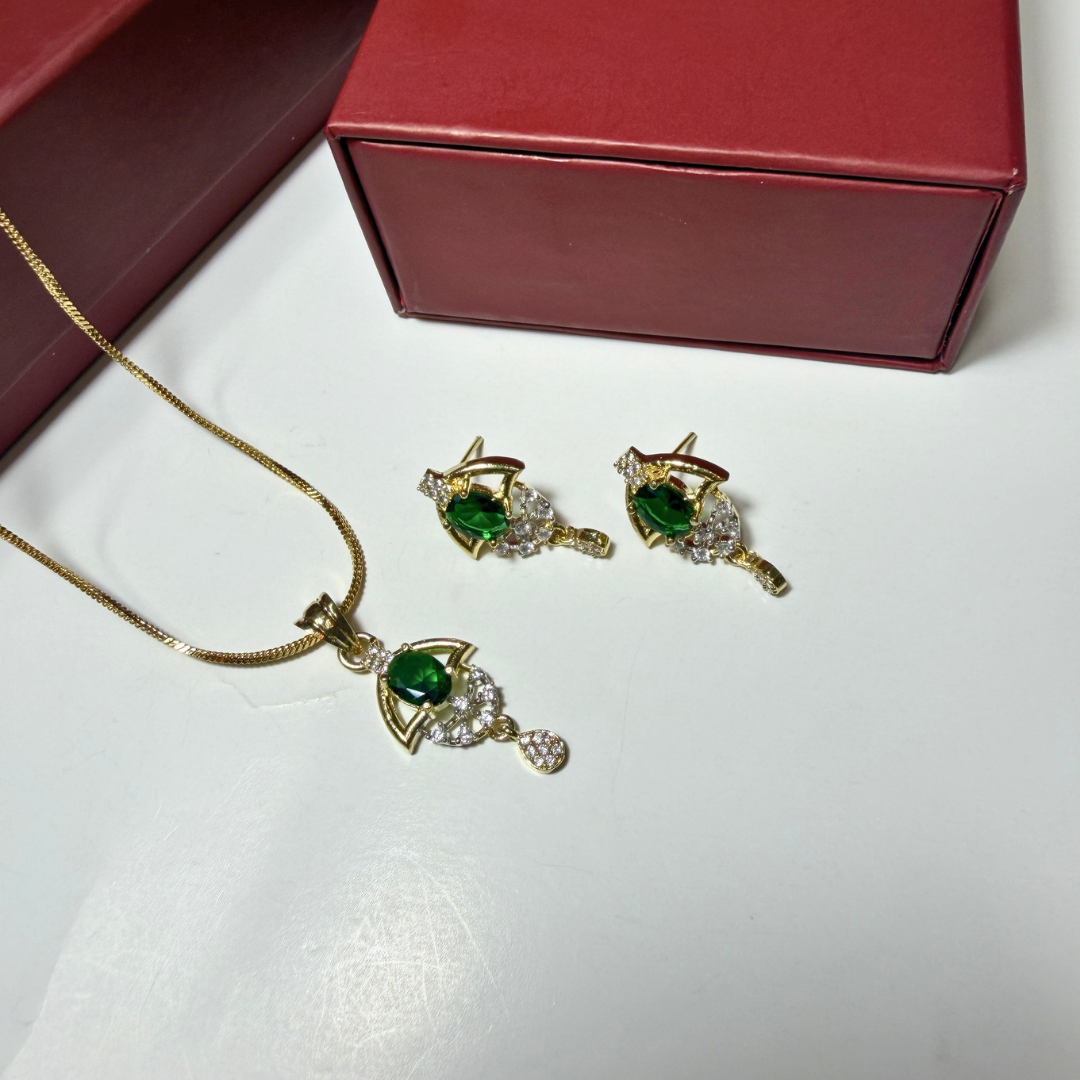 Green Halo Gold Plated Wedding Jewellery Pendant Set
