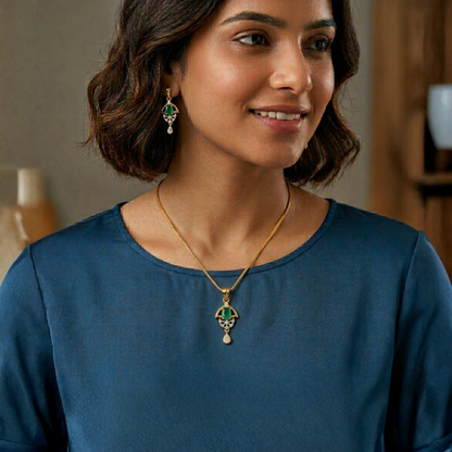 Green Halo Gold Plated Wedding Jewellery Pendant Set