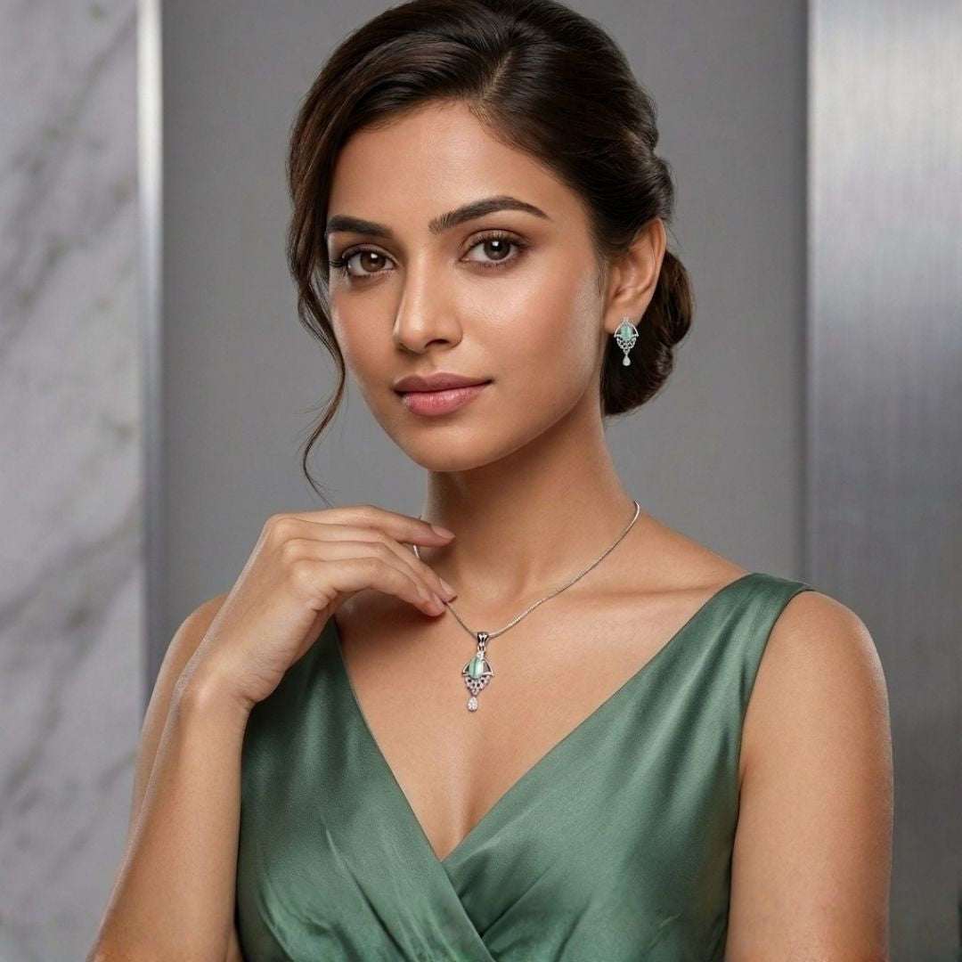 Green Bloom Silver Finish Wedding Jewellery Pendant Set