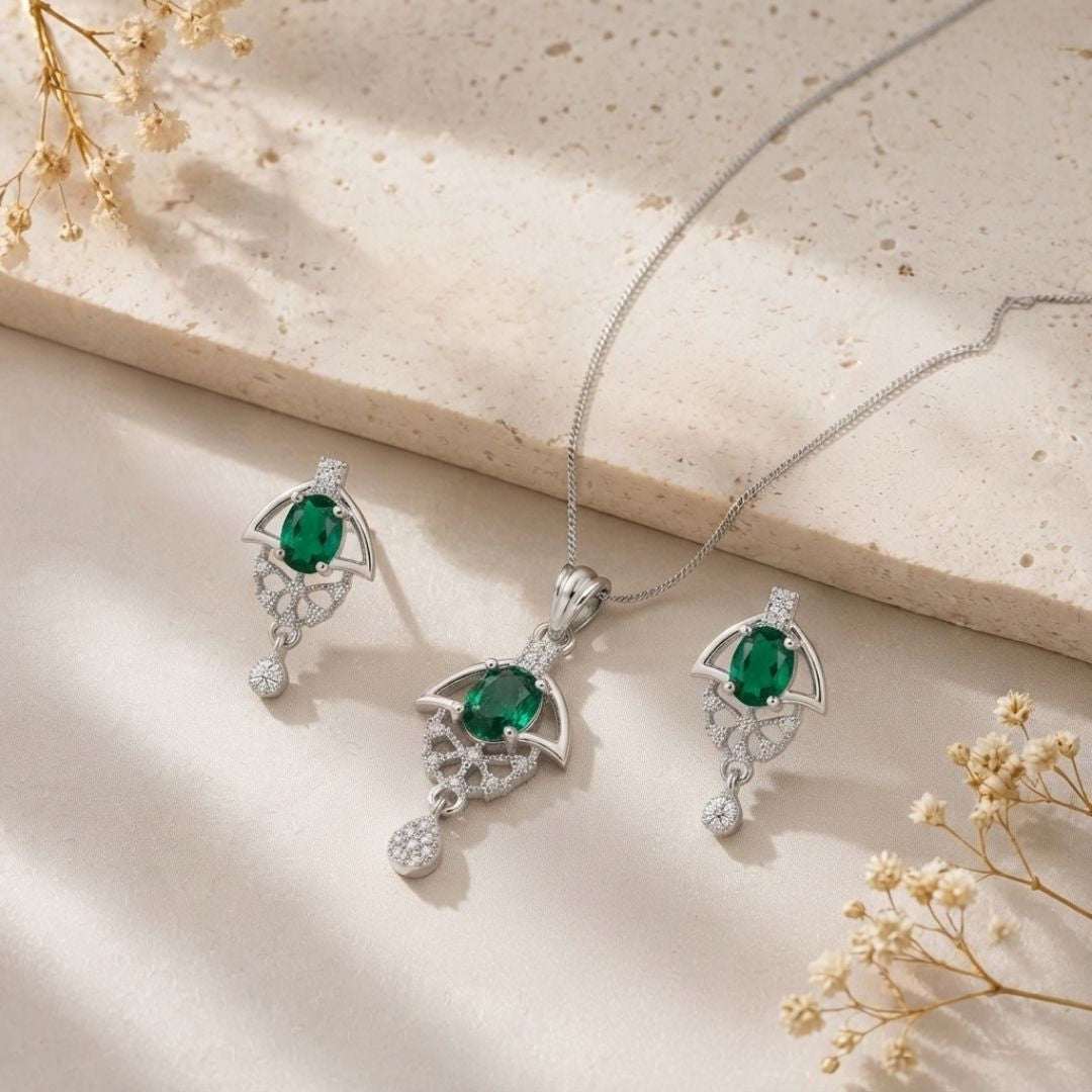Green Halo Silver Finish AD Pendant Set