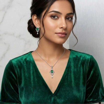 Green Halo Silver Finish AD Pendant Set