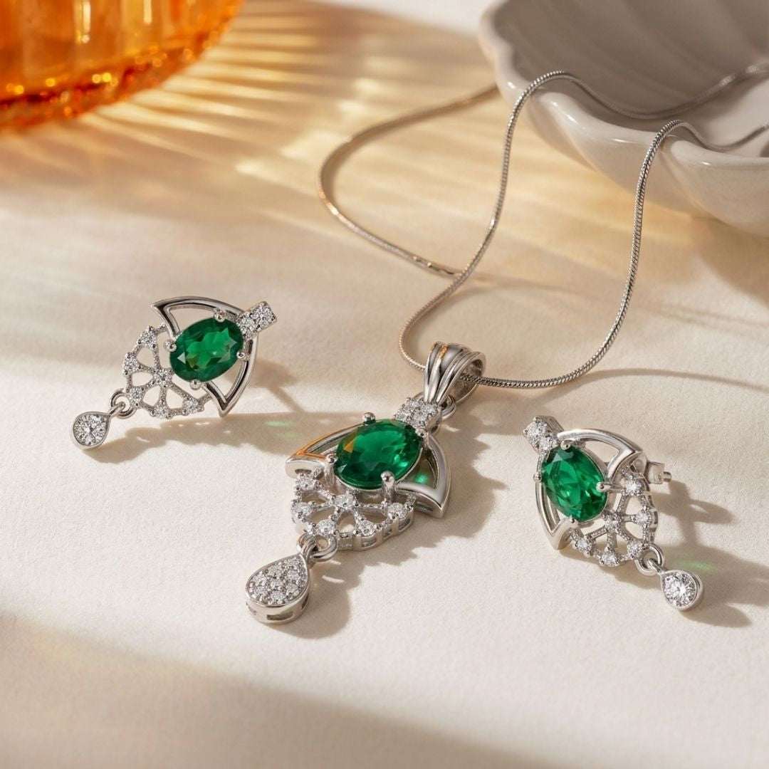 Green Halo Silver Finish AD Pendant Set