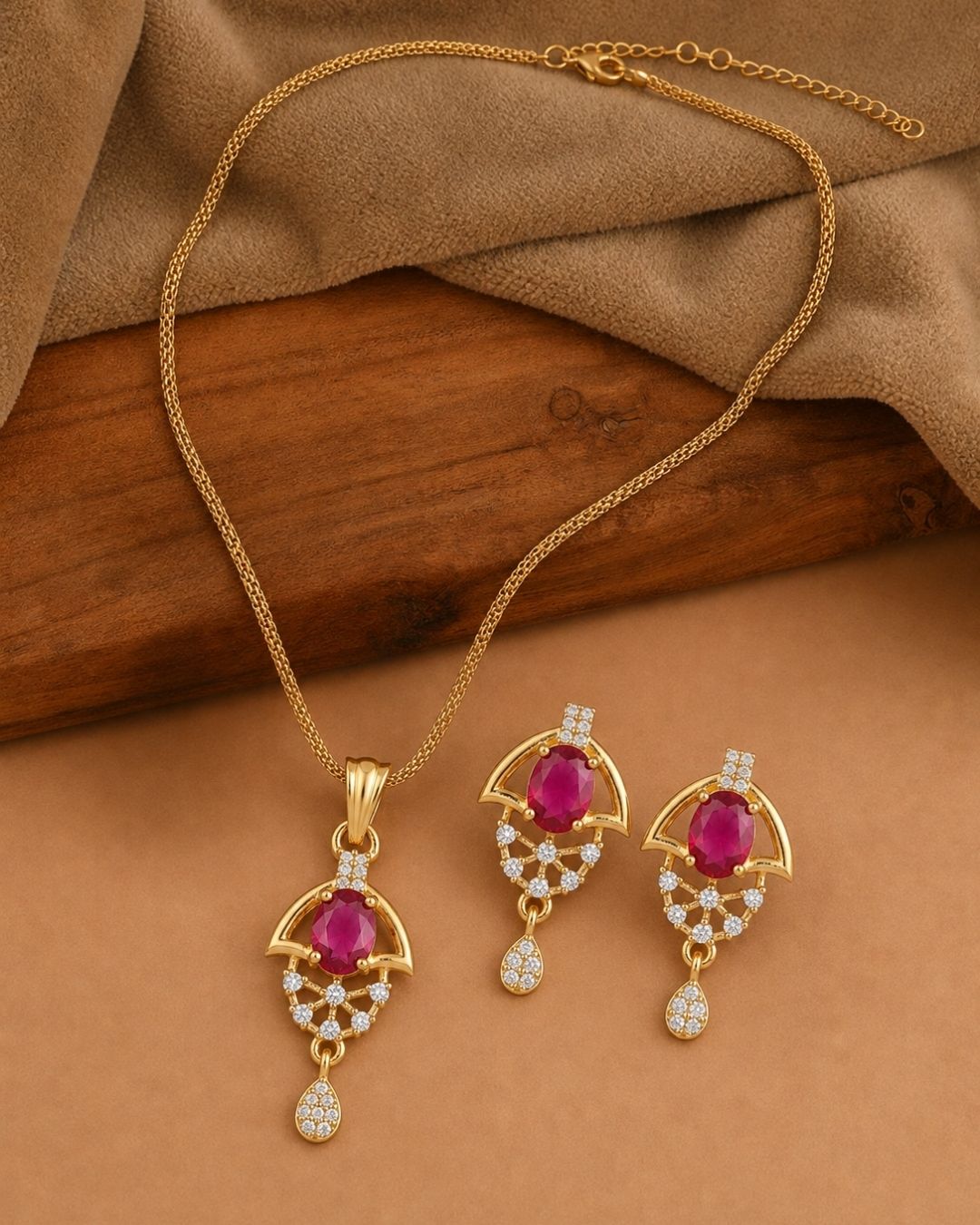 Red Halo Gold Finish Wedding Jewellery Pendant Set