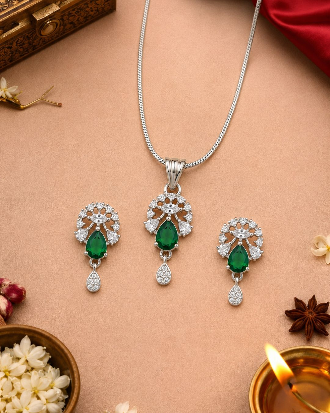 Emerald Bloom Silver Finish Wedding Jewellery Pendant Set
