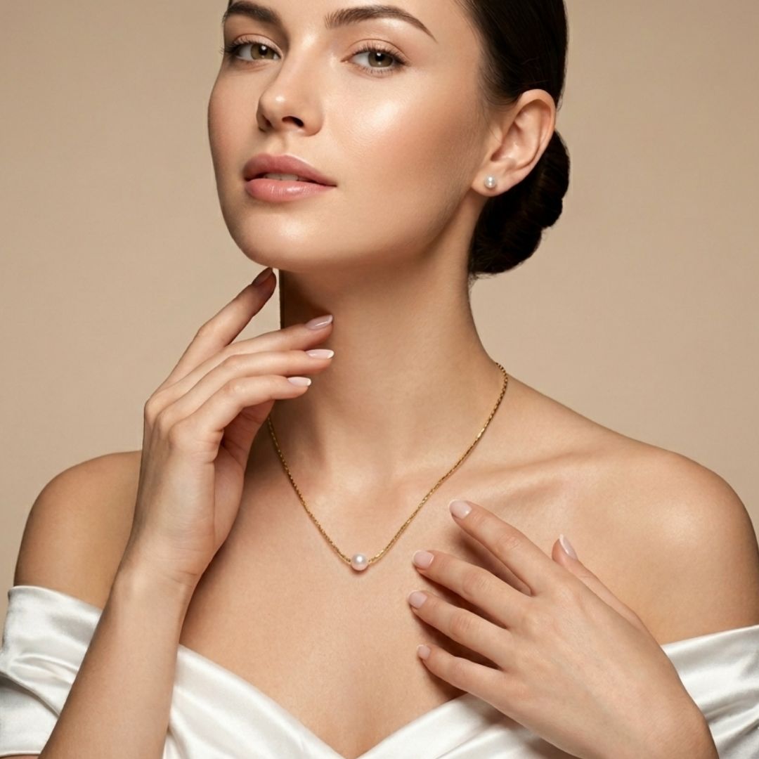 Pendant Necklace with Matching Studs (Combo Set)