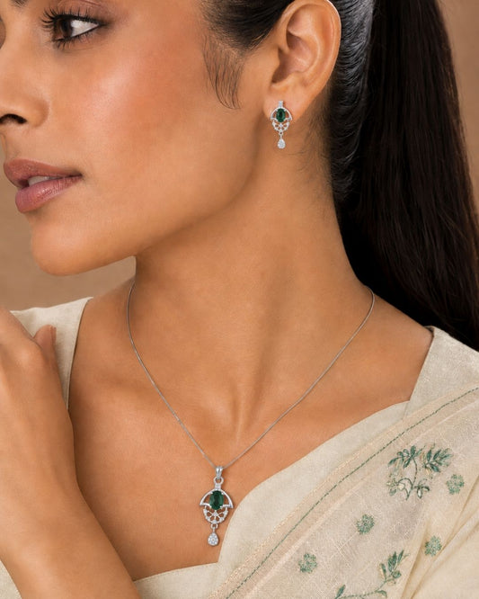 Green Halo Silver Finish AD Pendant Set