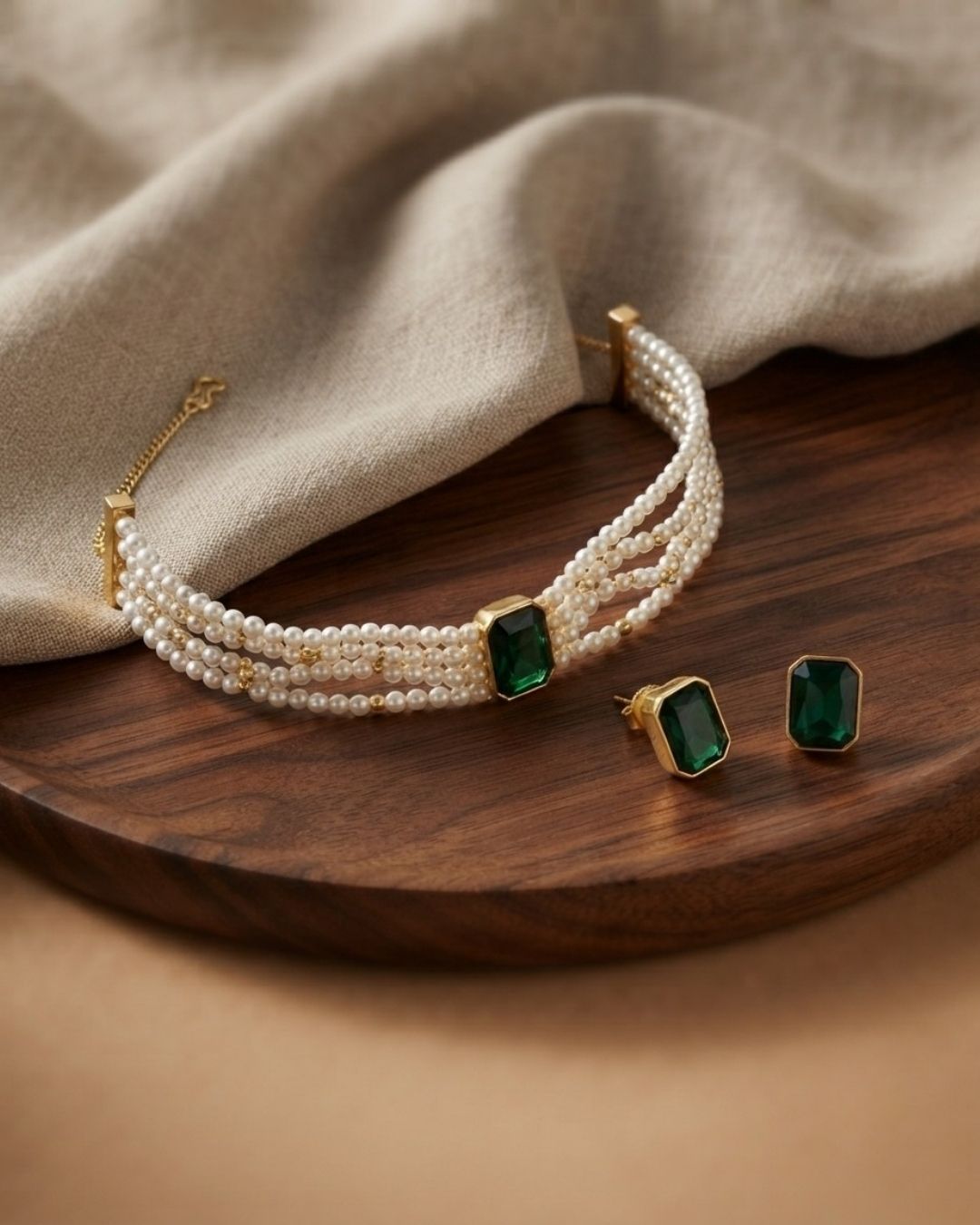 Green Stone Multi-Strand Pearl Choker Necklace