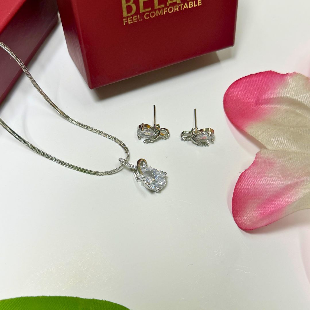 Teardrop Pendant Necklace with Matching Earrings