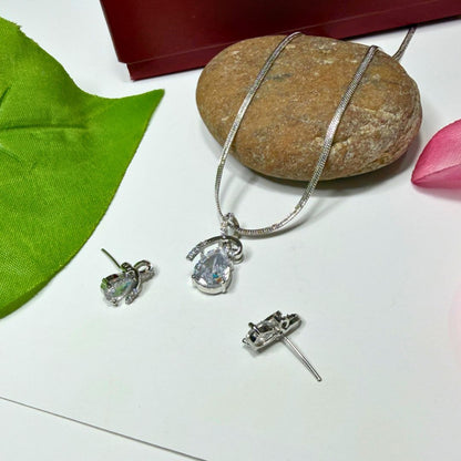 Teardrop Pendant Necklace with Matching Earrings
