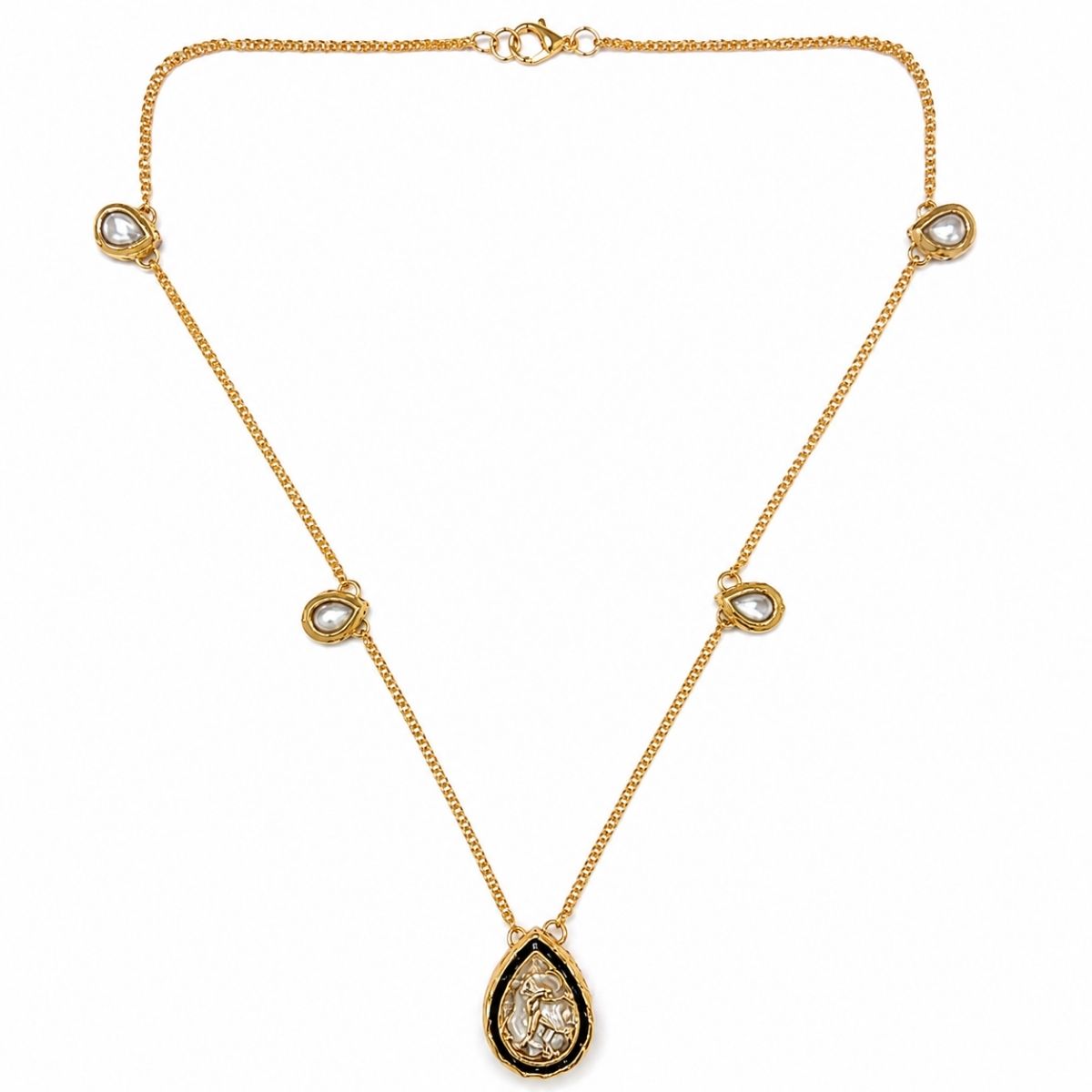 Designer Kundan Pendant Set with Earrings