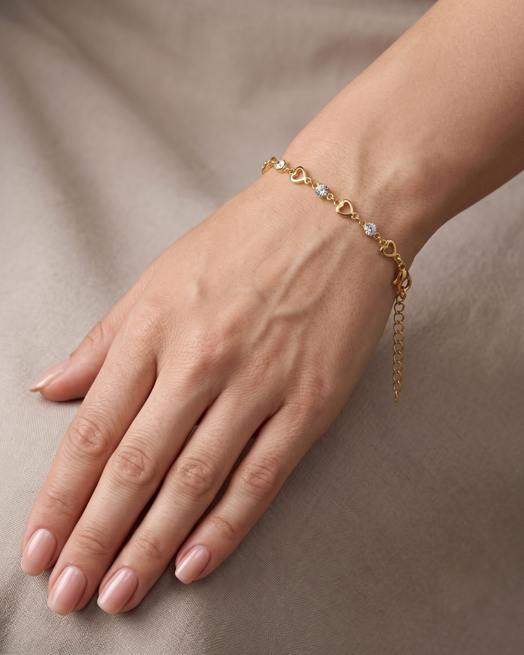 Gold Plated Heart link Bracelet for Women