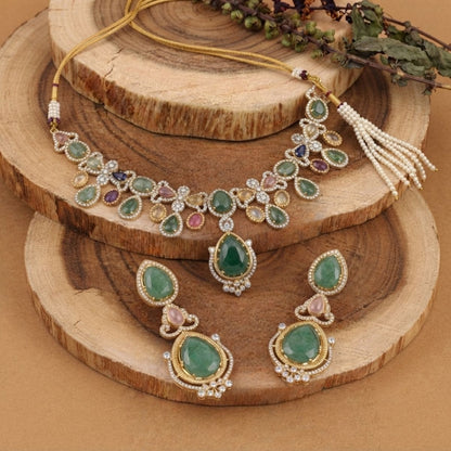 Multicolour Pota Necklace with Emerald Green Drops