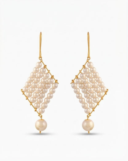 Royal Pearl Dangle Earrings/Gold Tone Pearl Dangle Western Earrings