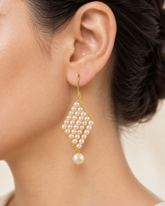 Royal Pearl Dangle Earrings/Gold Tone Pearl Dangle Western Earrings