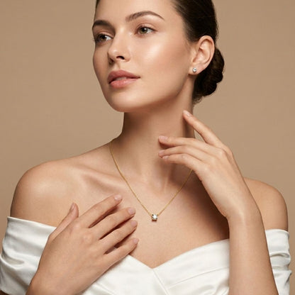 Solitaire Pendant Necklace with Matching Studs