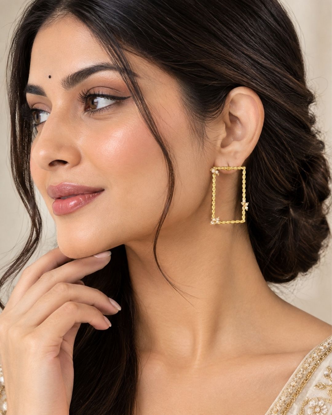 Twisted Frame Rectangle Pearl Dangle Earrings