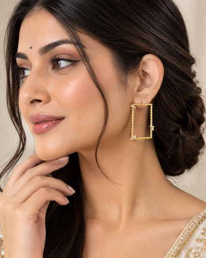 Twisted Frame Rectangle Pearl Dangle Earrings