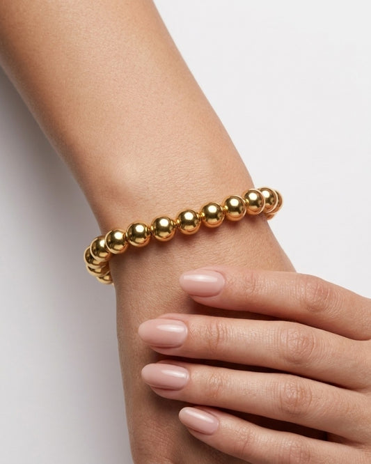 Elegant Gold Beaded Minimalist Bracelet Design