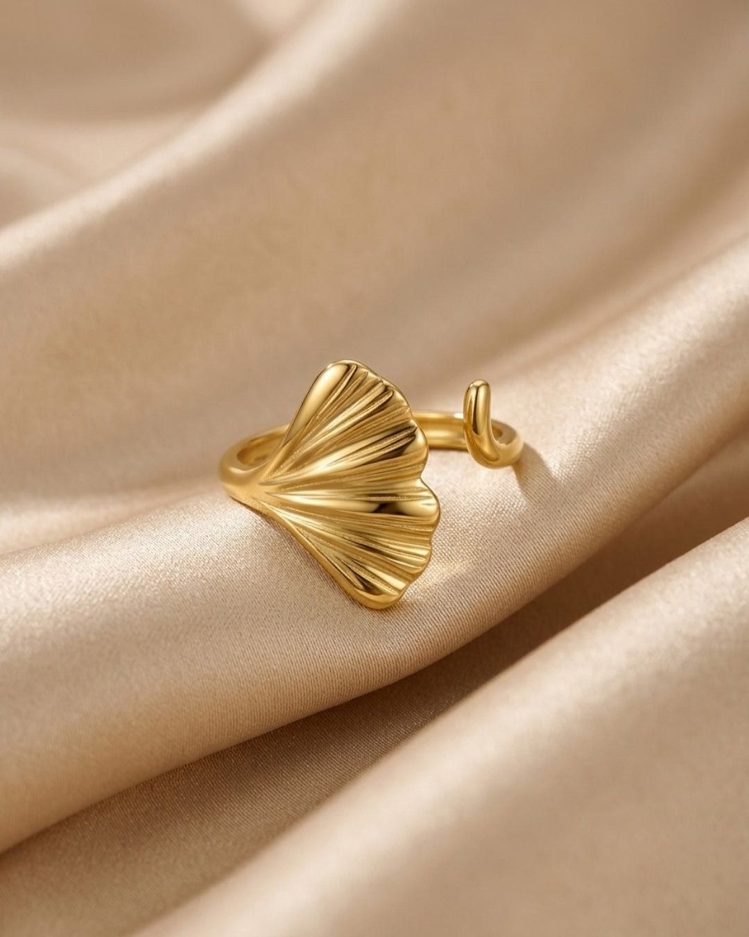 Sculpted Ginkgo Leaf Open Statement Ring for Women