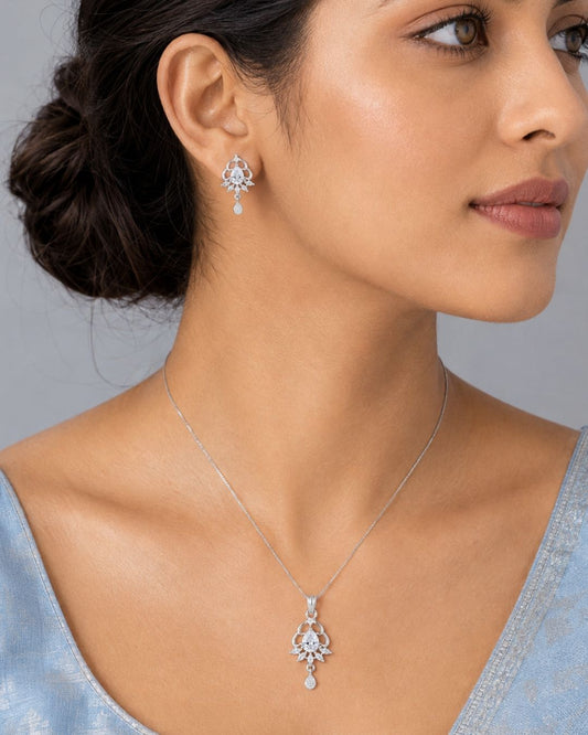Crystal Glow Silver Finish AD Pendant Set