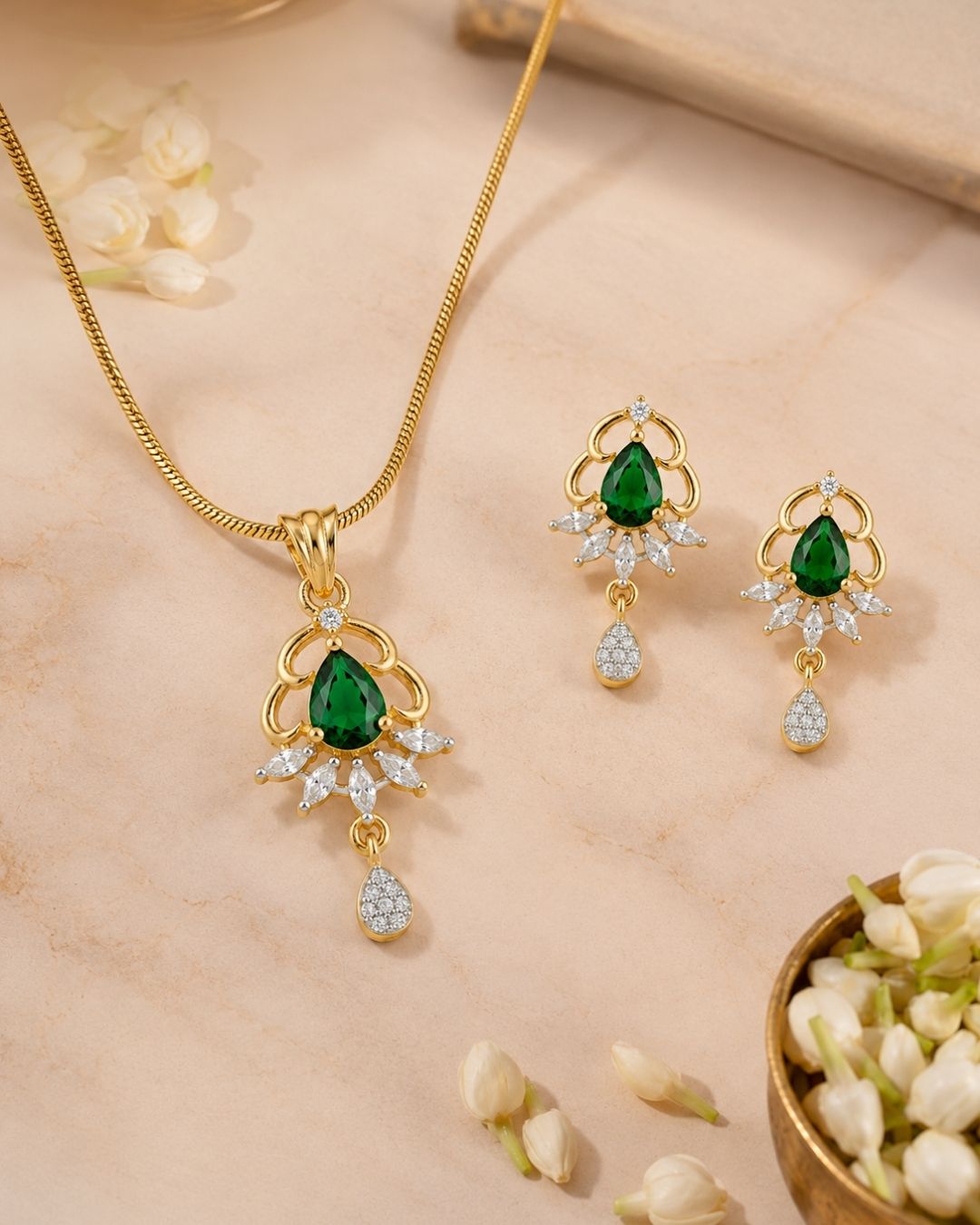 Emerald Glow Gold Finish AD Pendant Set