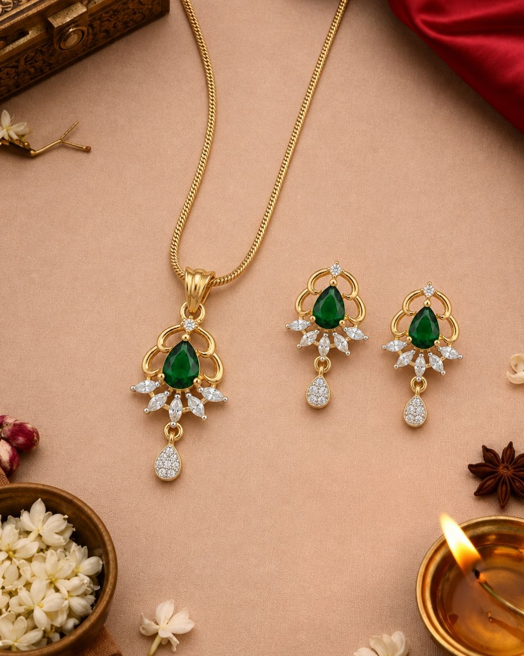 Emerald Glow Gold Finish AD Pendant Set
