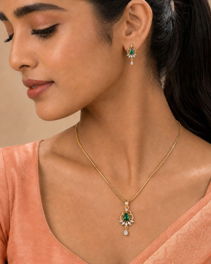 Emerald Glow Gold Finish AD Pendant Set