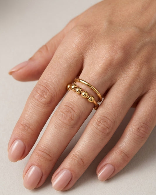 Elegant Minimalist Ring Beaded Design