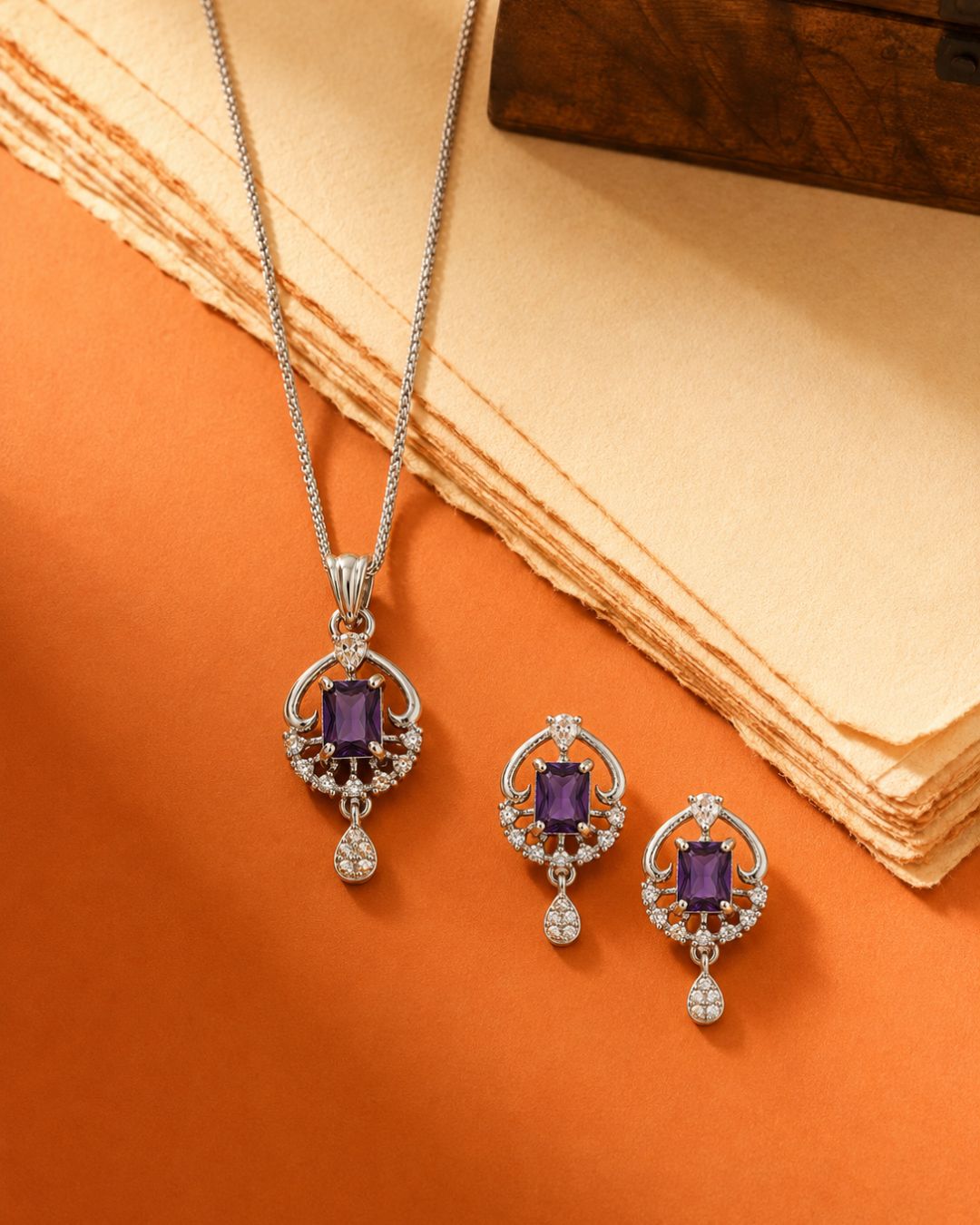 Royal Amethyst Silver Finish Antique Pendant Set