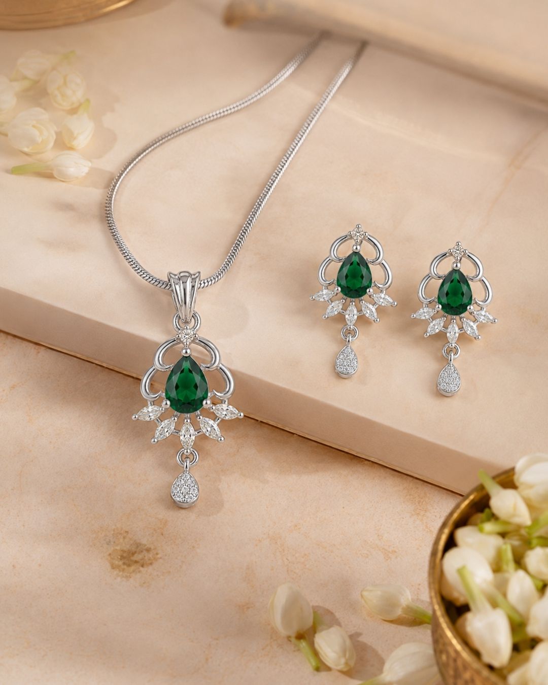 Emerald Elegance Silver Finish AD Pendant Set